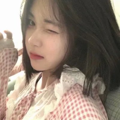 翼·年代记第二季 封面